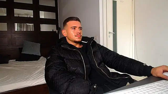 Snapshot of ElijahThorne chatting on 02-23-26, 10:01 ElijahThorne online show from 02-23-26, 10:01