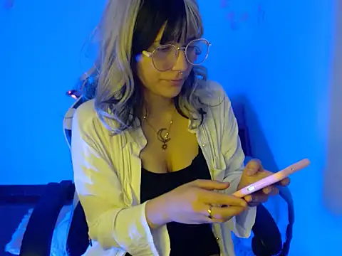 Snapshot of venus_222 chatting on 12-02-25, 04:07 venus 222 online show from 12-02-25, 04:07