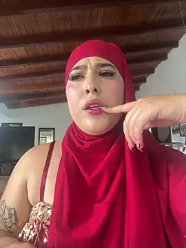 Snapshot of Zahida_7 chatting on 12-05-25, 08:05 Zahida 7 online show from 12-05-25, 08:05