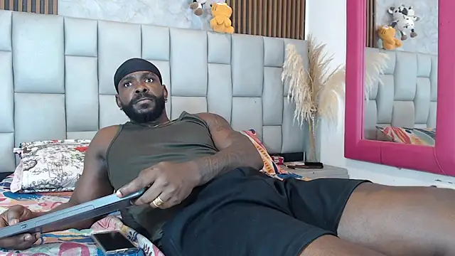 Snapshot of BlackEmperador chatting on 11-27-25, 03:30 BlackEmperador online show from 11-27-25, 03:30