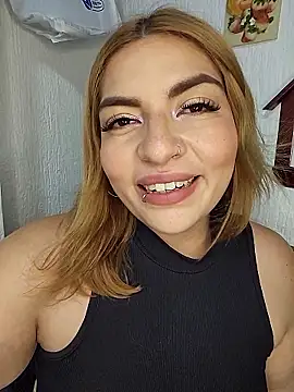 Snapshot of mila_curvy chatting on 01-10-26, 10:14 mila curvy online show from 01-10-26, 10:14