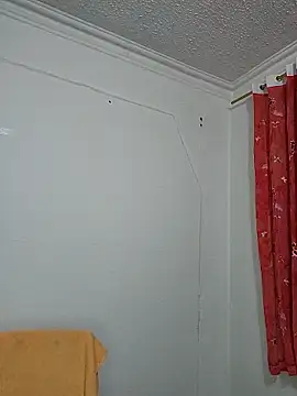 Snapshot of mila_curvy chatting on 02-23-26, 05:49 mila curvy online show from 02-23-26, 05:49