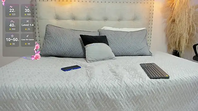 Snapshot of Esmeralda_cutes chatting on 12-05-25, 07:32 Esmeralda cutes online show from 12-05-25, 07:32