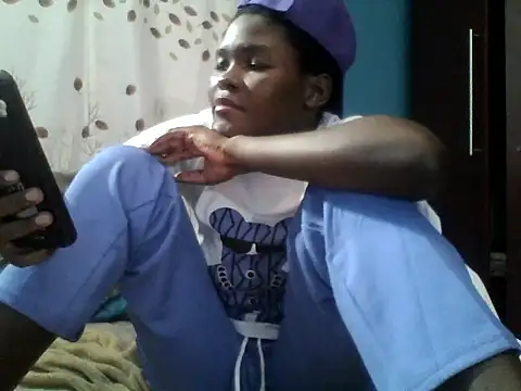 VirginPrincess06 online show from 02-05-26, 11:42