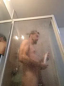 Snapshot of babayaga40 chatting on 11-26-25, 12:28 babayaga40 online show from 11-26-25, 12:28