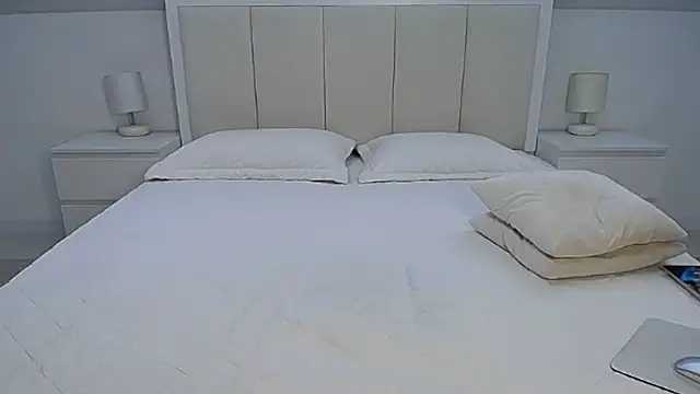 Milena29 online show from 11-06-25, 06:03