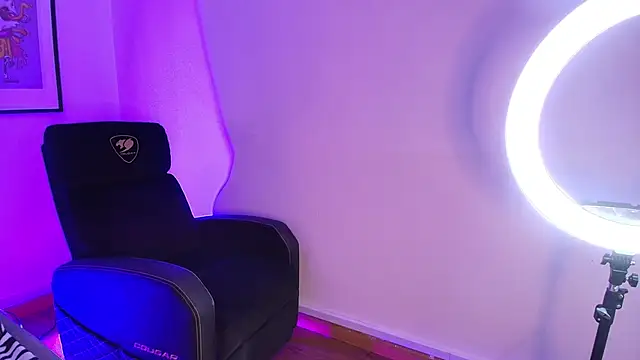 Snapshot of Mara_Wolf01 chatting on 11-24-25, 07:46 Mara Wolf01 online show from 11-24-25, 07:46