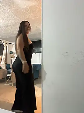 Snapshot of LyaRose chatting on 12-03-25, 02:52 LyaRose online show from 12-03-25, 02:52