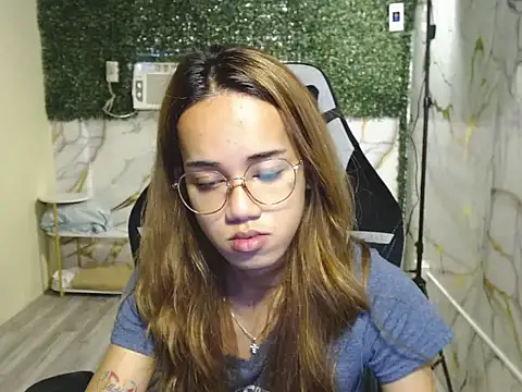 Snapshot of imadriana12 chatting on 11-26-25, 06:14 imadriana12 online show from 11-26-25, 06:14