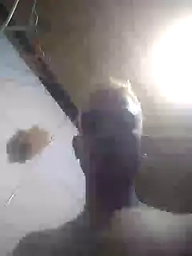 Snapshot of Gzinho69ik chatting on 12-16-25, 09:31 Gzinho69ik online show from 12-16-25, 09:31