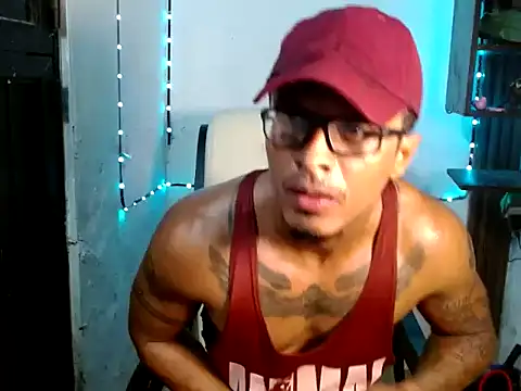 Snapshot of bigblackmen117uncs chatting on 12-05-25, 02:42 bigblackmen117uncs online show from 12-05-25, 02:42