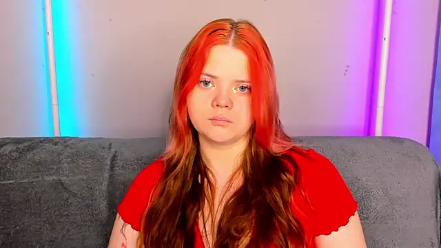 Snapshot of KellyFiery chatting on 05-03-26, 01:11 KellyFiery online show from 05-03-26, 01:11
