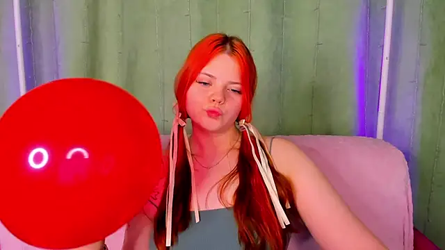 Snapshot of KellyFiery chatting on 05-23-26, 08:29 KellyFiery online show from 05-23-26, 08:29