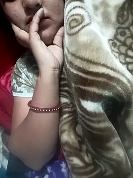 Snapshot of Priya_089 chatting on 12-01-25, 04:45 Priya 089 online show from 12-01-25, 04:45