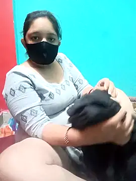 Snapshot of Priya_089 chatting on 12-15-25, 07:23 Priya 089 online show from 12-15-25, 07:23