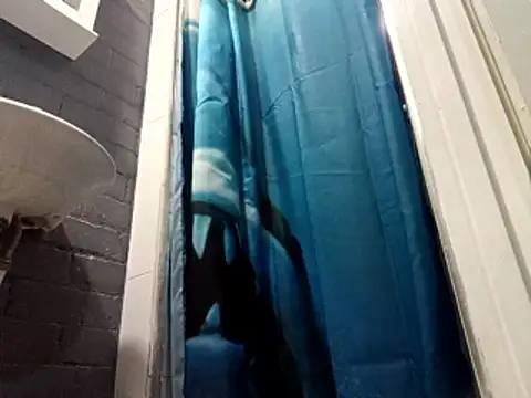 Snapshot of Beelzebubekbee chatting on 01-15-26, 11:52 Beelzebubekbee online show from 01-15-26, 11:52