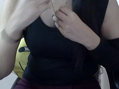 Snapshot of radhika_nar chatting on 12-14-25, 05:02 radhika nar online show from 12-14-25, 05:02