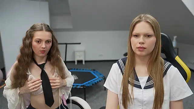 Snapshot of Charlotte_Dreams chatting on 02-17-26, 04:02 Charlotte Dreams online show from 02-17-26, 04:02