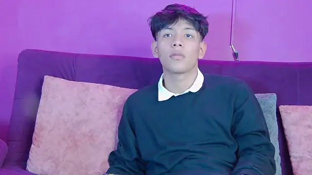 Snapshot of Liam_Sinclair chatting on 01-16-26, 08:13 Liam Sinclair online show from 01-16-26, 08:13