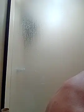 RobertoLuiz84 online show from 04-20-26, 08:21