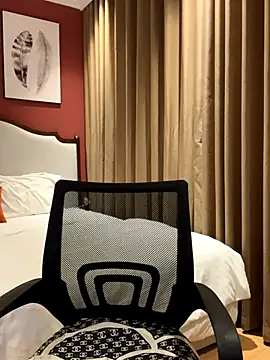 Queen-of-Love online show from 12-01-25, 02:11