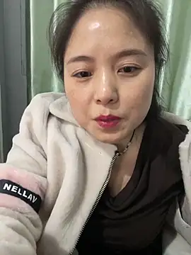 Snapshot of tianwei2567 chatting on 11-29-25, 02:20 tianwei2567 online show from 11-29-25, 02:20