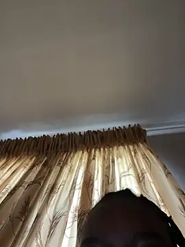 Lyana silver21 online show from 12-17-25, 07:25