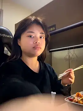 Toffee-00 online show from 03-05-26, 04:52