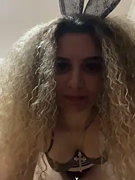 CrazyJessika online show from 04-01-26, 01:41