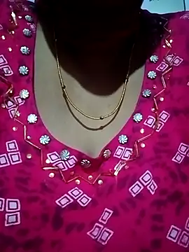 Snapshot of Pariraja_hot chatting on 11-29-25, 04:43 Pariraja hot online show from 11-29-25, 04:43