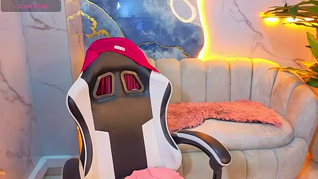 Anny Star Tx online show from 04-18-26, 08:20