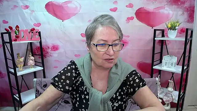 OlgaLuck online show from 04-14-26, 05:35