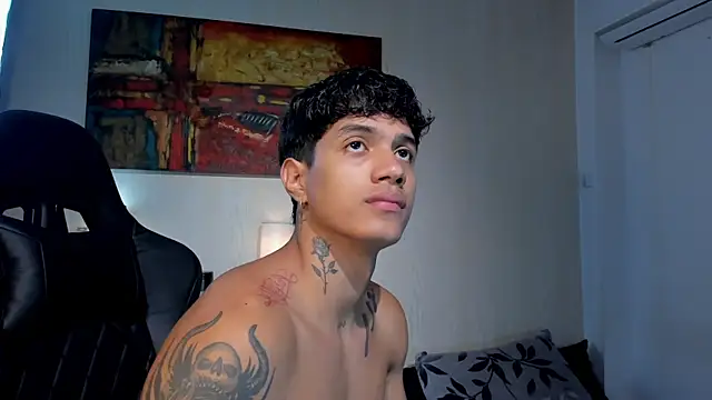 Snapshot of aress_damon chatting on 12-17-25, 08:59 aress damon online show from 12-17-25, 08:59