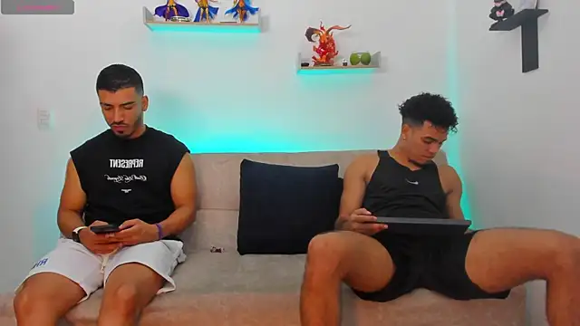 heteros curious online show from 05-13-26, 01:14