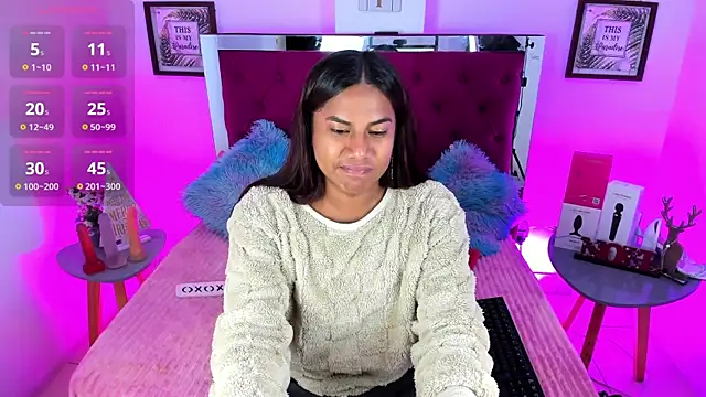 Samantha  F W online show from 12-20-25, 04:36