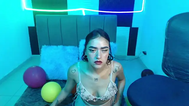 bonnie blue 18 online show from 12-05-25, 02:47