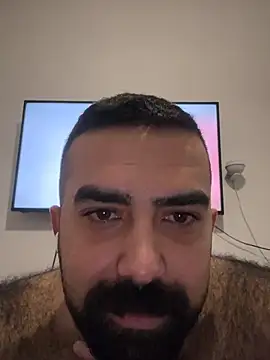 Snapshot of Ali2413 chatting on 01-09-26, 05:59 Ali2413 online show from 01-09-26, 05:59