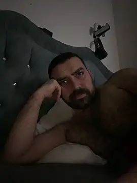 Snapshot of Ali2413 chatting on 02-24-26, 09:02 Ali2413 online show from 02-24-26, 09:02