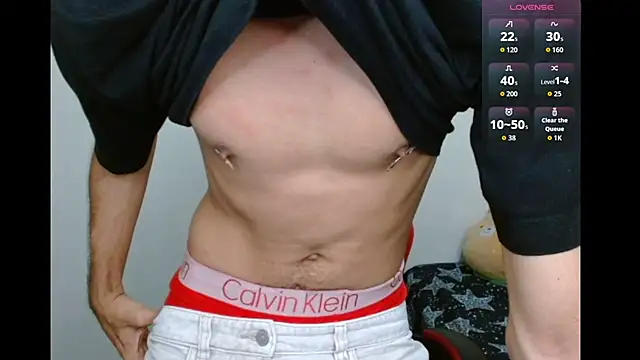 Snapshot of Neithanzynnx chatting on 11-28-25, 07:49 Neithanzynnx online show from 11-28-25, 07:49