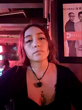 Eveeelyn25 online show from 04-02-26, 01:47