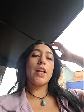 Eveeelyn25 online show from 06-06-26, 10:47