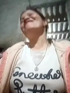 Snapshot of nangmo chatting on 12-02-25, 12:32 nangmo online show from 12-02-25, 12:32