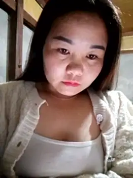 Snapshot of One-two22 chatting on 11-27-25, 10:12 One-two22 online show from 11-27-25, 10:12