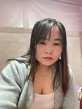 Snapshot of One-two22 chatting on 02-07-26, 12:20 One-two22 online show from 02-07-26, 12:20