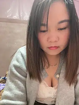 Snapshot of One-two22 chatting on 03-03-26, 10:43 One-two22 online show from 03-03-26, 10:43