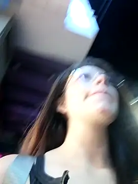 Snapshot of Renata_Honey chatting on 12-14-25, 01:44 Renata Honey online show from 12-14-25, 01:44