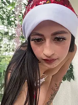 Snapshot of SOL_EF chatting on 12-15-25, 08:02 SOL EF online show from 12-15-25, 08:02