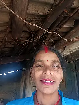 Snapshot of Hot-qwe chatting on 12-05-25, 09:40 Hot-qwe online show from 12-05-25, 09:40