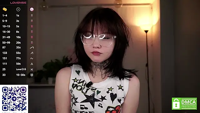 Snapshot of CaroleMyers chatting on 11-28-25, 06:10 CaroleMyers online show from 11-28-25, 06:10