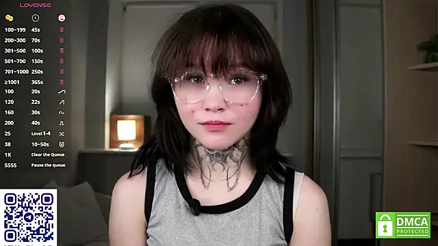 Snapshot of CaroleMyers chatting on 12-05-25, 06:15 CaroleMyers online show from 12-05-25, 06:15